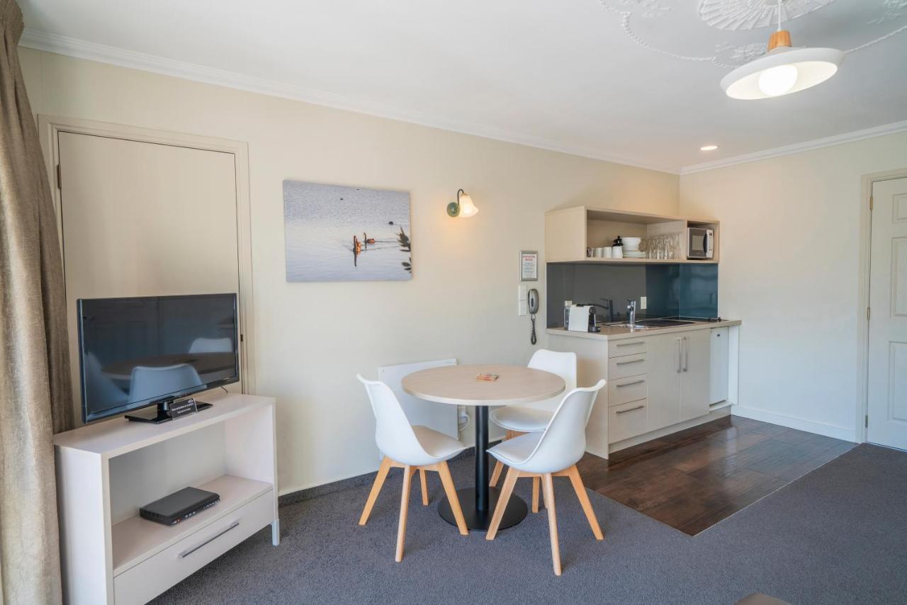 Silver Fern Rotorua Suites & Spa Zewnętrze zdjęcie A typical one-bedroom apartment at the hotel