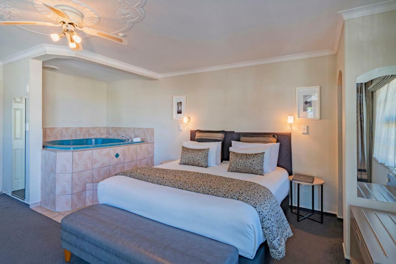 Silver Fern Rotorua Suites & Spa Zewnętrze zdjęcie A suite at the hotel